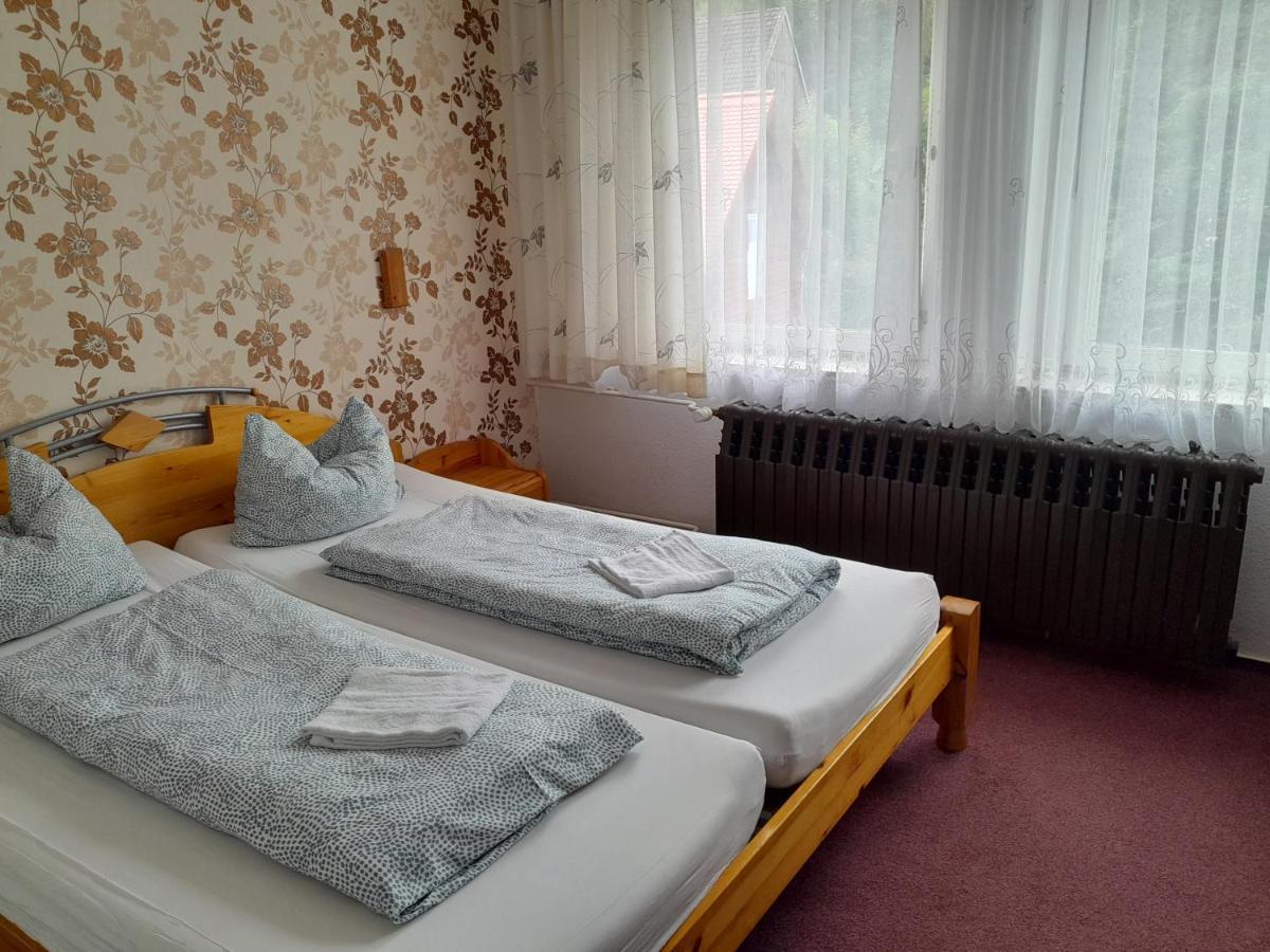 Hôtel Ostalgie Ferienheim Sorgenfrei Extérieur photo