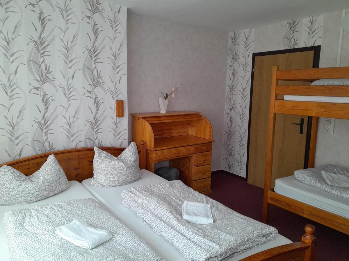 Hôtel Ostalgie Ferienheim Sorgenfrei Extérieur photo